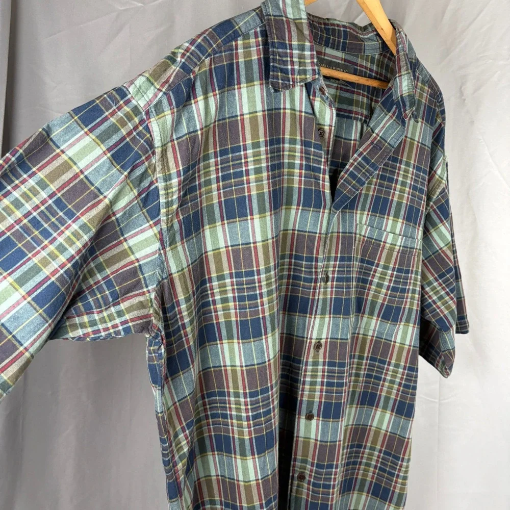 Banana Republic Mens XL Plaid Short Sleeve Button Down Cotton Shirt Blue Green